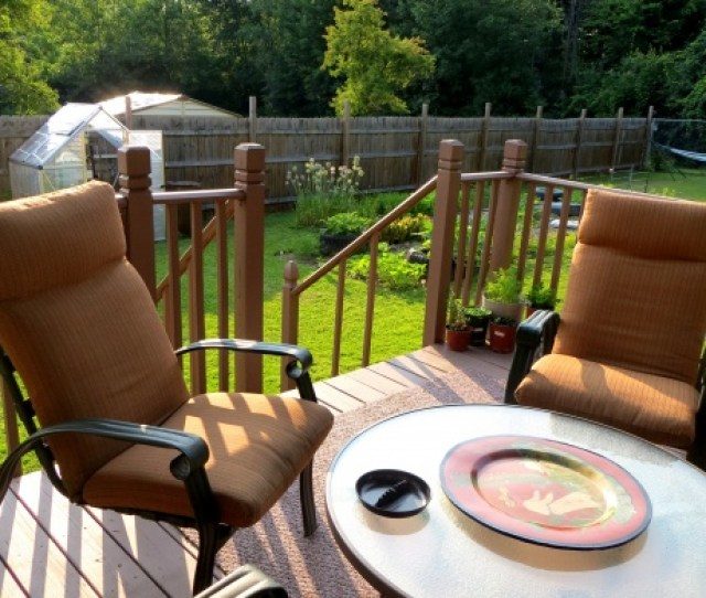 backyard-deck-patio-table-2246467